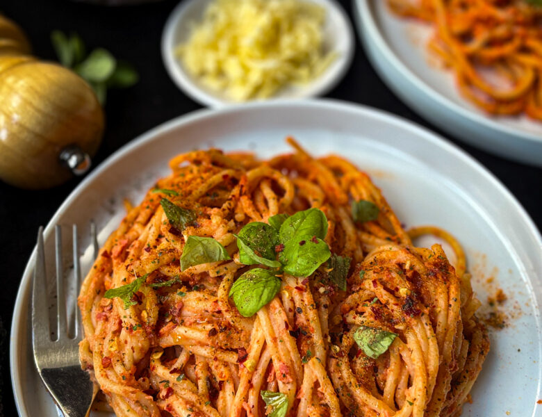 Spicy Tomato and Cream Cheese Spaghetti