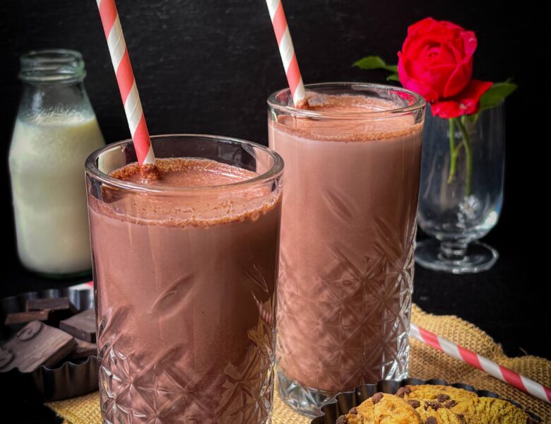 Home made Chocolate milk ( No syrup needed )